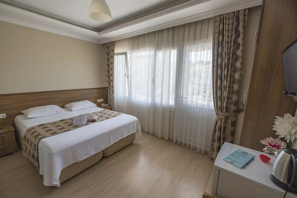 Standard Tek Büyük Yataklı Oda, Deniz Manzaralı