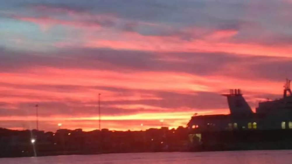 Deluxe Tek Büyük Yataklı Oda, Balkon