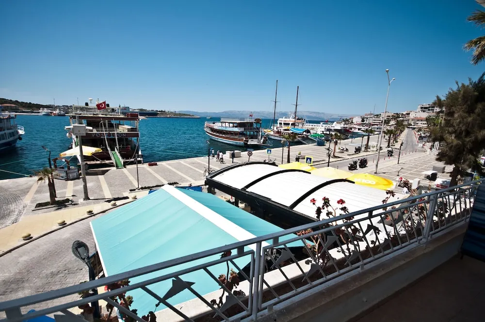 Deluxe Tek Büyük Yataklı Oda, Balkon