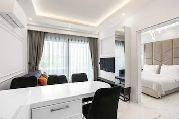 Edem Apartments