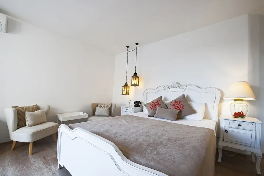 King Suite with Terrace