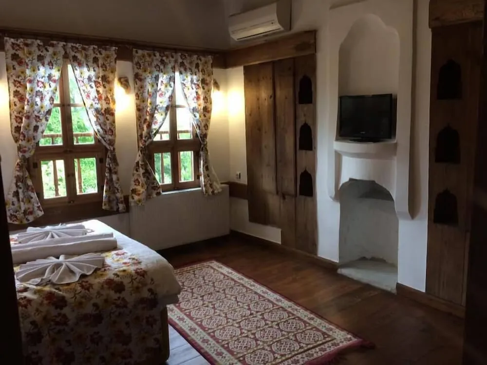 Comfort Oda, Sigara İçilebilir, Dağ Manzaralı