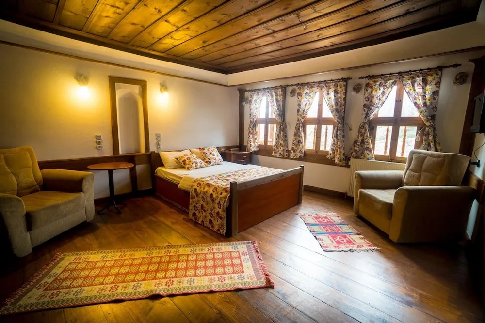 Comfort Oda, Sigara İçilebilir, Dağ Manzaralı