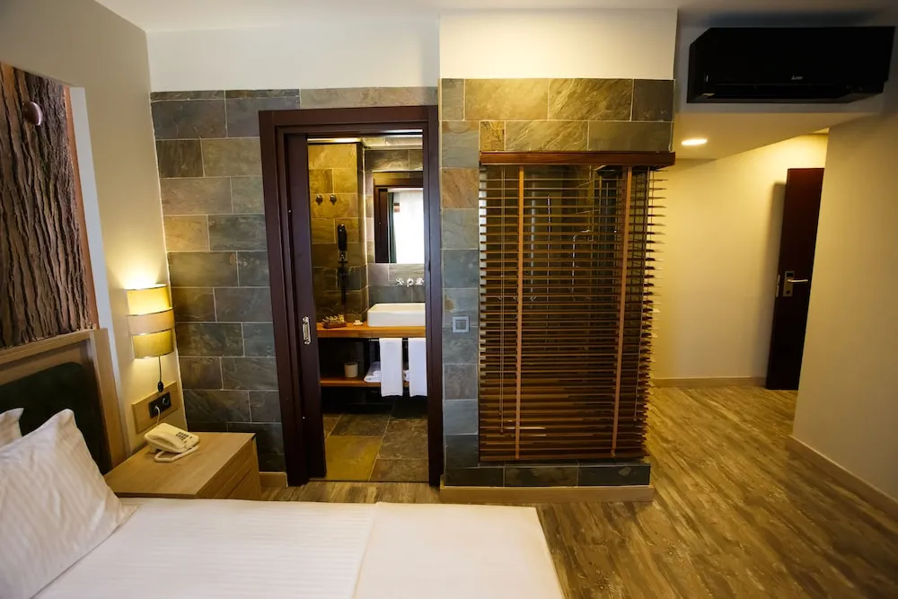 Deluxe Oda, Balkon, Deniz Manzaralı