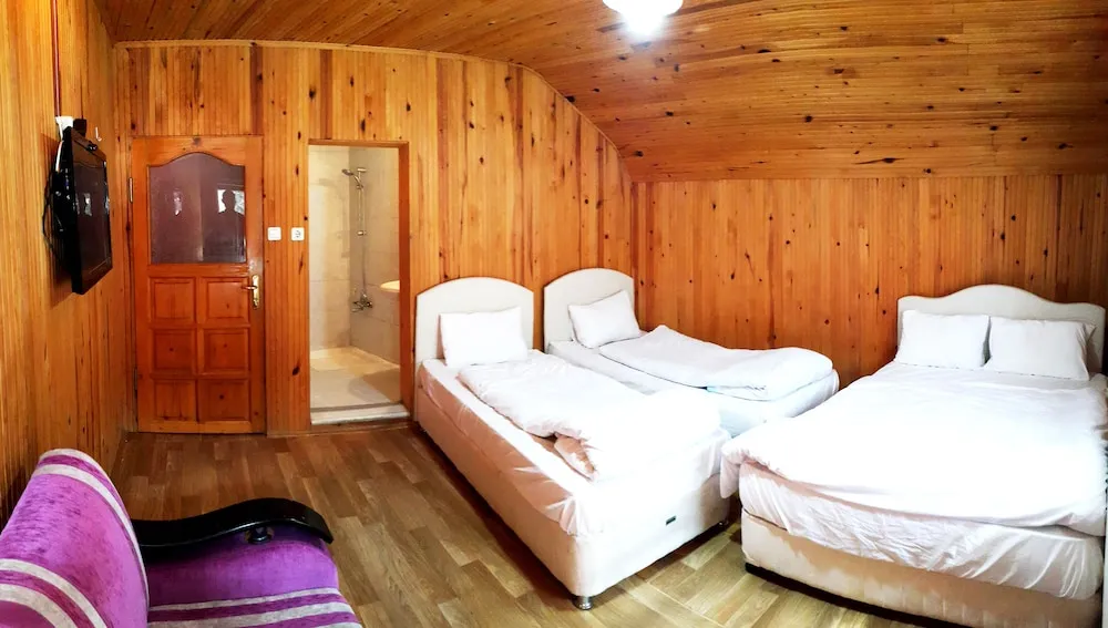 Standard Dört Kişilik Oda, Balkon