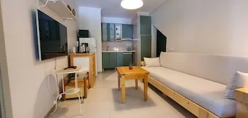 A&B Home Hotel